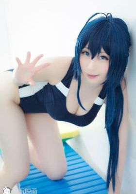 女搜查官紧身皮衣调教_超清免费观看最新